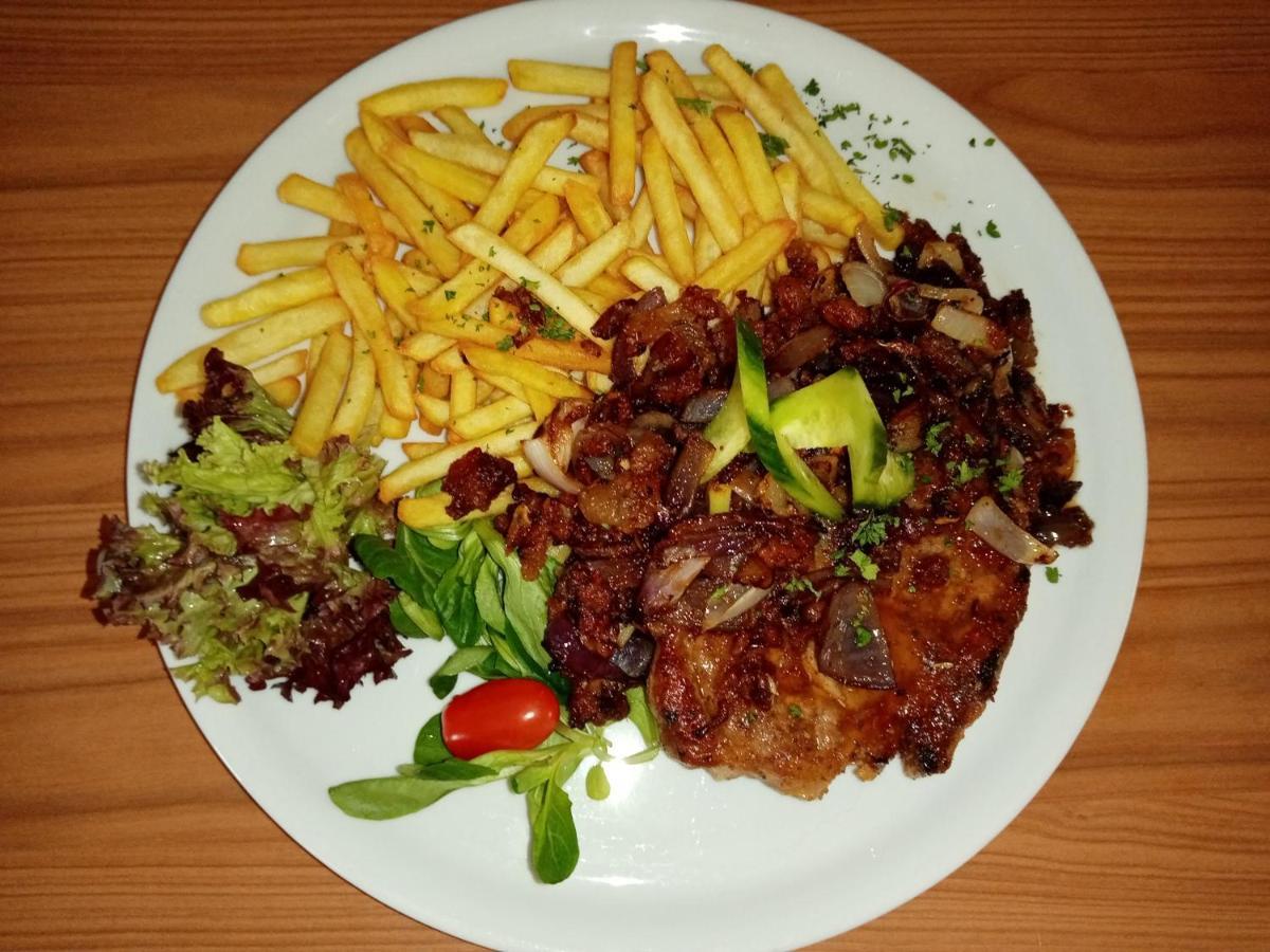 Hotel Ranc Esadera Zatavi Zewnętrze zdjęcie