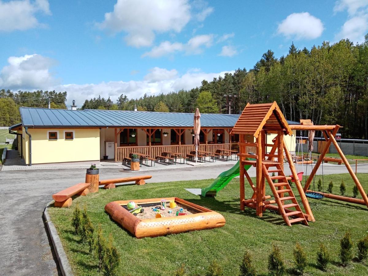 Hotel Ranc Esadera Zatavi Zewnętrze zdjęcie